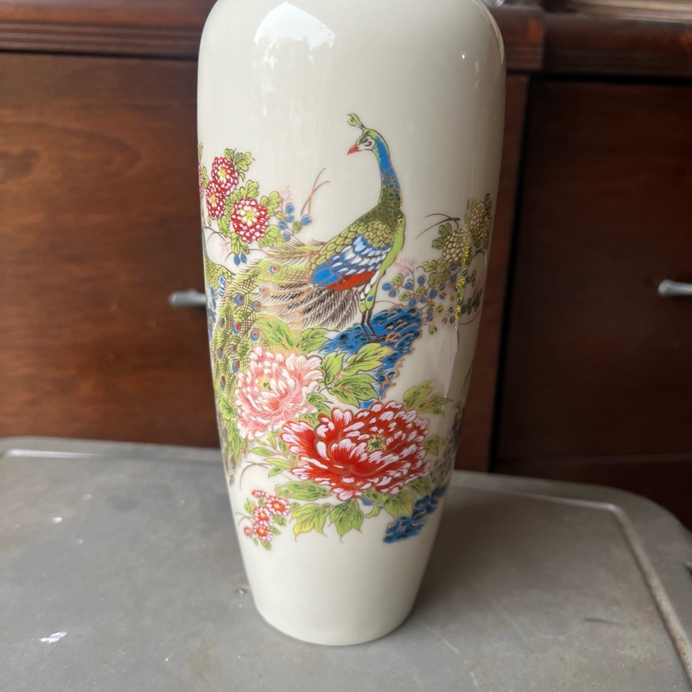vintage porcelain peacock vase japanese